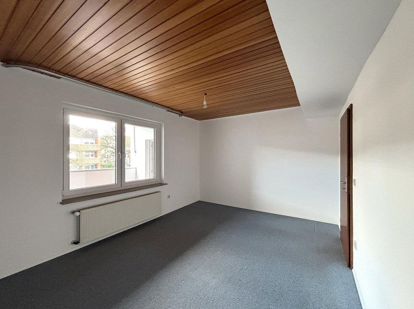 Prenájom bytu 3-izbový 115 m², Braunschweig, Dolné Sasko Prenájom bytu 3-izbový 115 m², Braunschweig, Dolné Sasko