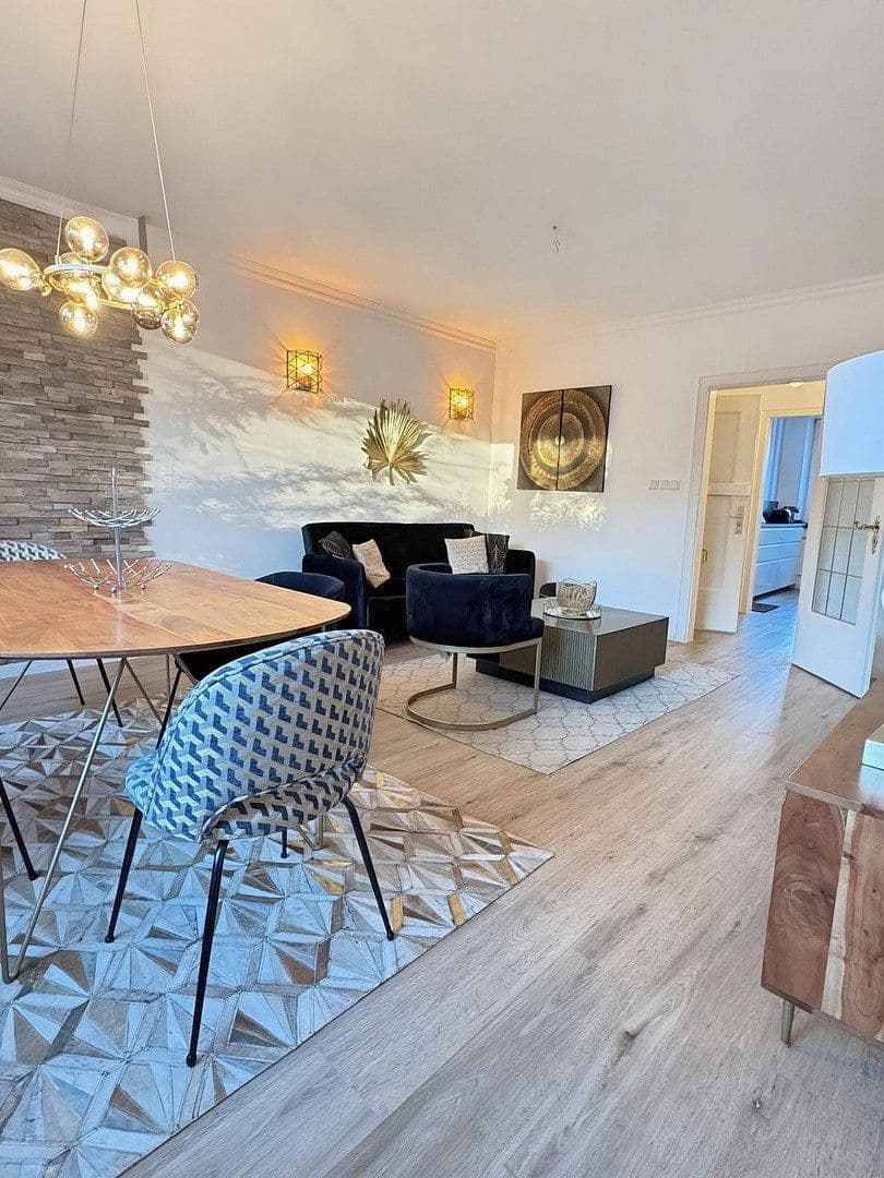 Prenájom bytu 3-izbový 70 m², Hamburg, Hamburg Prenájom bytu 3-izbový 70 m², Hamburg, Hamburg