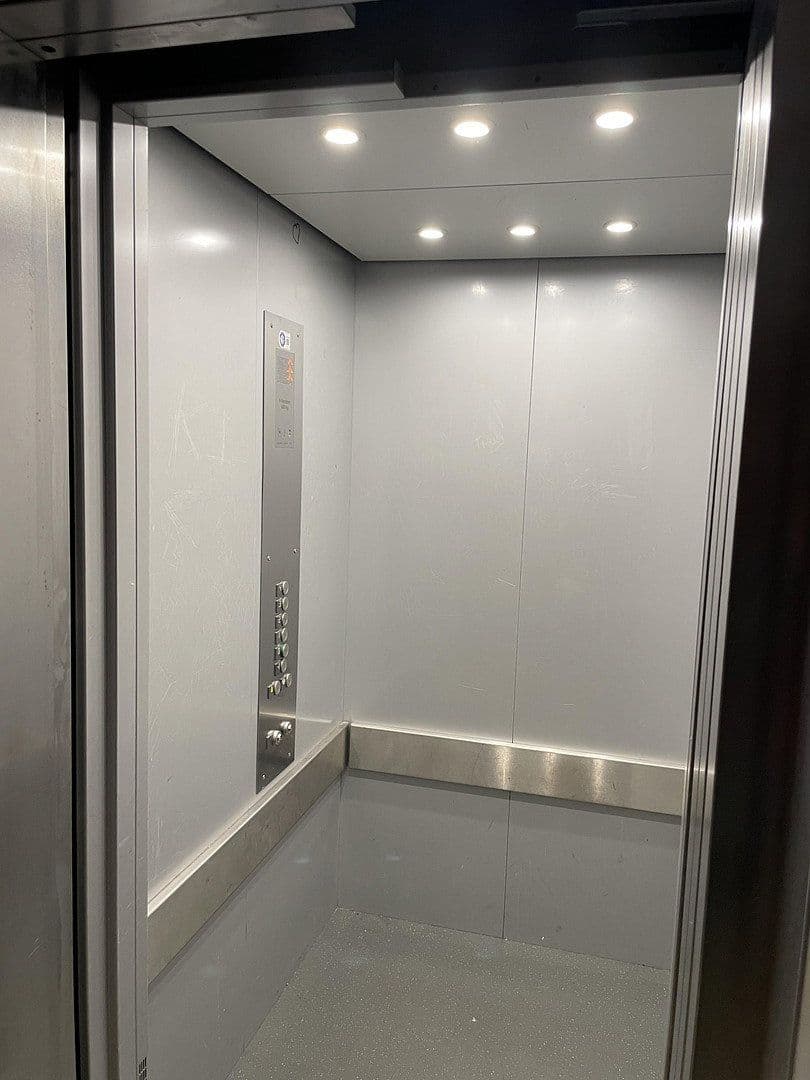 Prenájom bytu 1-izbový 17 m², Äußere Brucker Straße 43, Erlangen, Bavorsko Prenájom bytu 1-izbový 17 m², Äußere Brucker Straße 43, Erlangen, Bavorsko