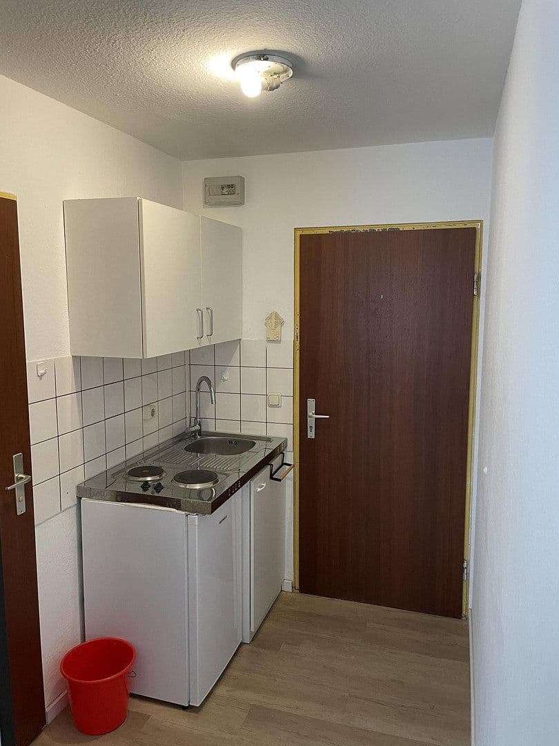 Prenájom bytu 1-izbový 17 m², Äußere Brucker Straße 43, Erlangen, Bavorsko Prenájom bytu 1-izbový 17 m², Äußere Brucker Straße 43, Erlangen, Bavorsko