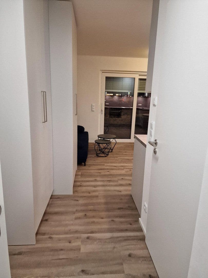 Prenájom bytu 1-izbový 27 m², Schleißheimer Straße (Nummer wird für Besichtugungen mitgeteilt), München, Bavorsko Prenájom bytu 1-izbový 27 m², Schleißheimer Straße (Nummer wird für Besichtugungen mitgeteilt), München, Bavorsko