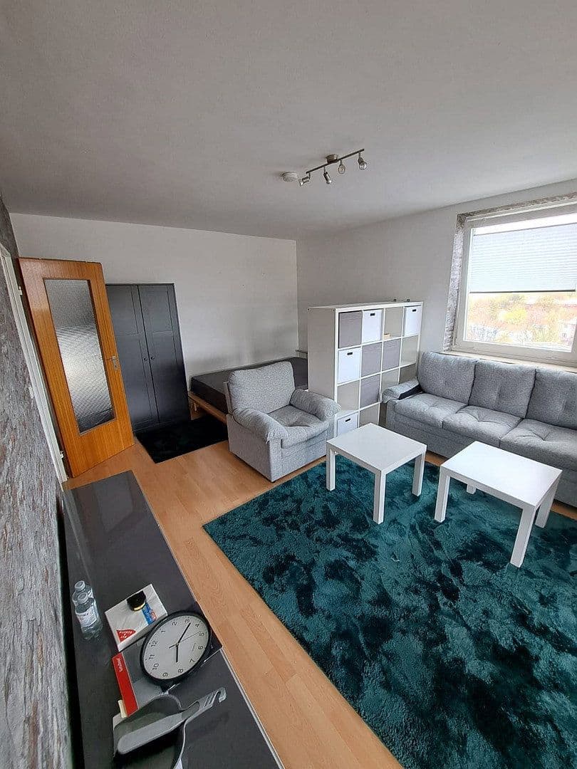 Prenájom bytu 1-izbový 40 m², Trebnitzerstr. 68, Nürnberg - Langwasser, Bavorsko Prenájom bytu 1-izbový 40 m², Trebnitzerstr. 68, Nürnberg - Langwasser, Bavorsko
