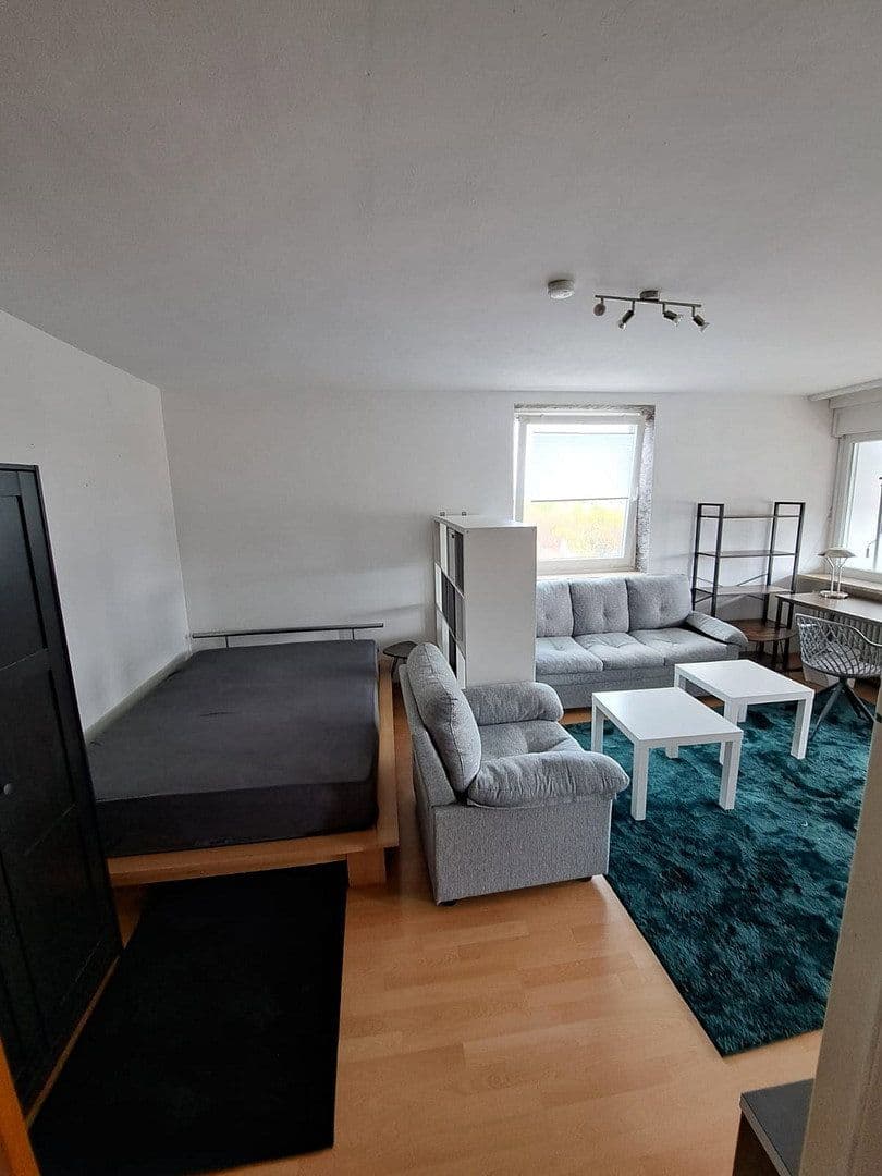 Prenájom bytu 1-izbový 40 m², Trebnitzerstr. 68, Nürnberg - Langwasser, Bavorsko Prenájom bytu 1-izbový 40 m², Trebnitzerstr. 68, Nürnberg - Langwasser, Bavorsko