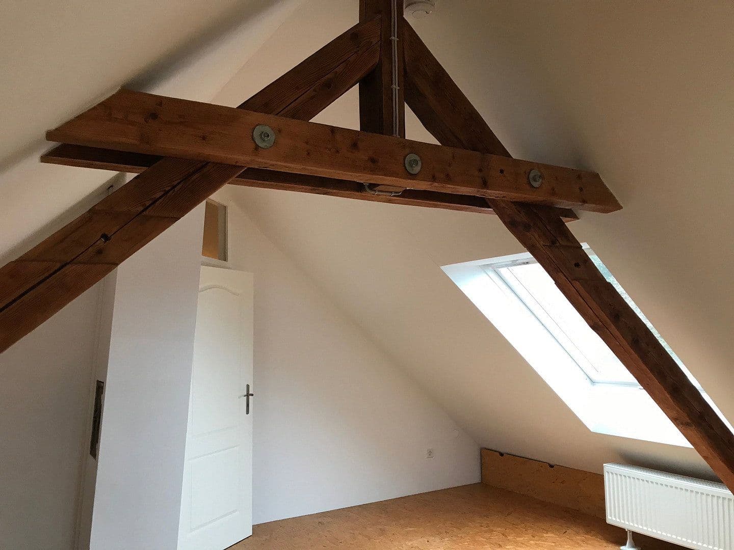 Prenájom bytu 5-izbový 145 m², Gaildorf, Bádensko-Wurttembersko Prenájom bytu 5-izbový 145 m², Gaildorf, Bádensko-Wurttembersko