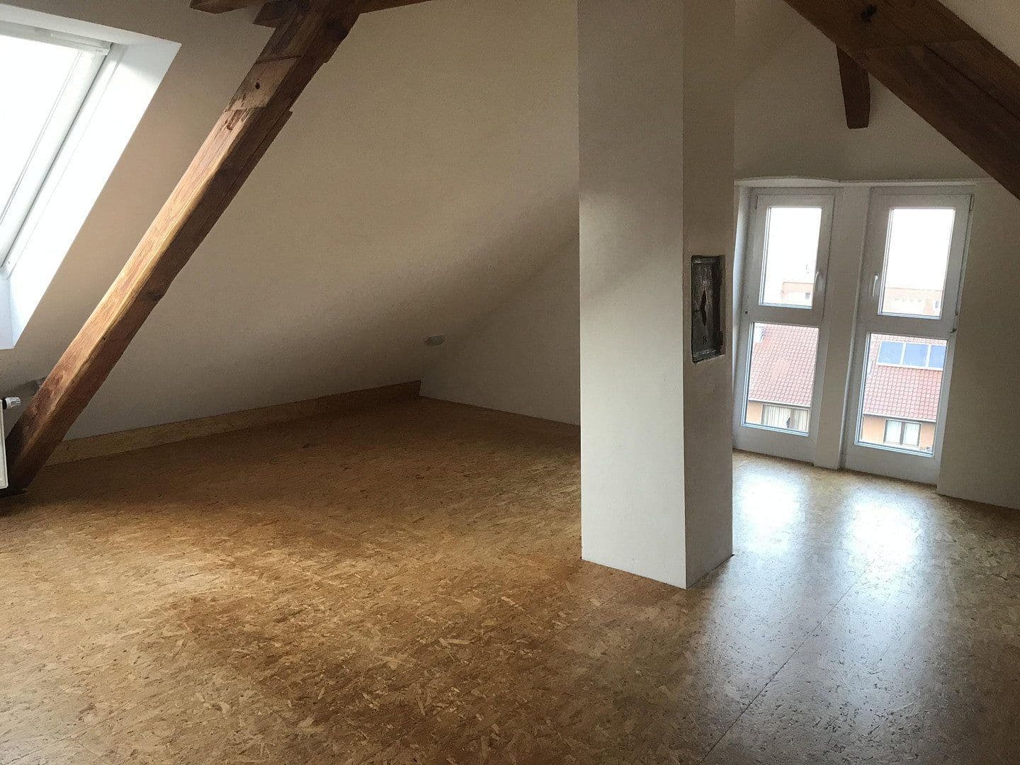 Prenájom bytu 5-izbový 145 m², Gaildorf, Bádensko-Wurttembersko Prenájom bytu 5-izbový 145 m², Gaildorf, Bádensko-Wurttembersko