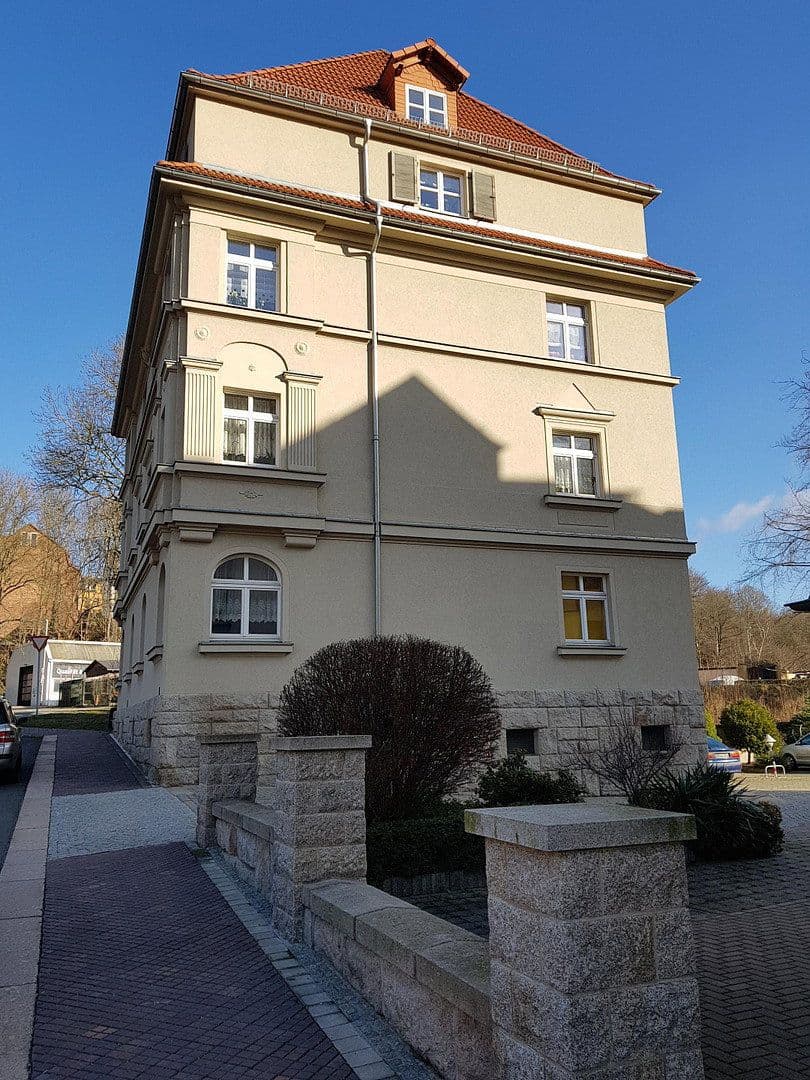 Prenájom bytu 2-izbový 58 m², Bahnhofstraße 4, Reichenbach, Sasko Prenájom bytu 2-izbový 58 m², Bahnhofstraße 4, Reichenbach, Sasko