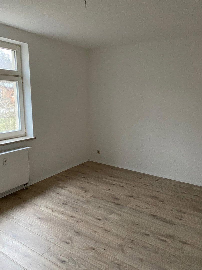 Prenájom bytu 2-izbový 58 m², Bahnhofstraße 4, Reichenbach, Sasko Prenájom bytu 2-izbový 58 m², Bahnhofstraße 4, Reichenbach, Sasko