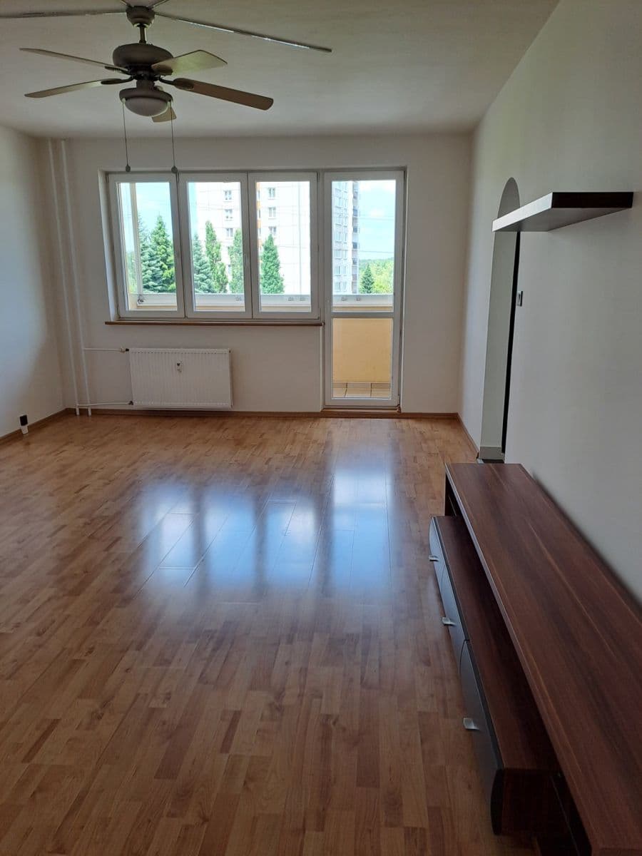 Prenájom bytu 3-izbový 79 m², Letní, Havířov, Moravskoslezský kraj Prenájom bytu 3-izbový 79 m², Letní, Havířov, Moravskoslezský kraj