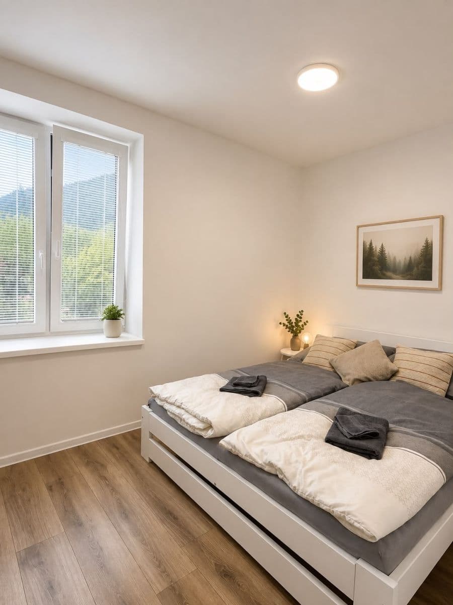 Prenájom bytu 3-izbový 65 m², Staré Hory, Banskobystrický kraj Prenájom bytu 3-izbový 65 m², Staré Hory, Banskobystrický kraj