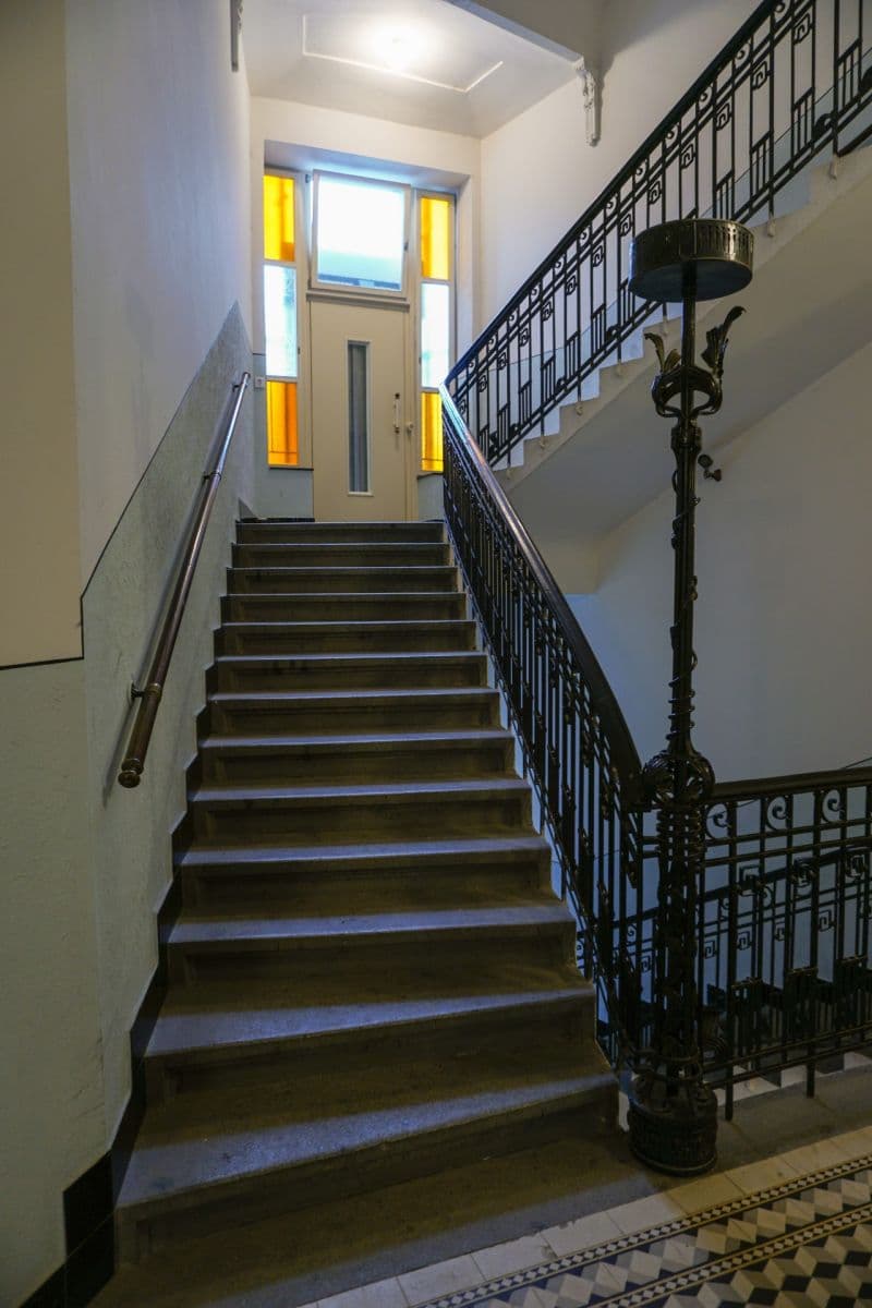 Prenájom bytu 3-izbový 90 m², Krkonošská, Praha, Praha Prenájom bytu 3-izbový 90 m², Krkonošská, Praha, Praha