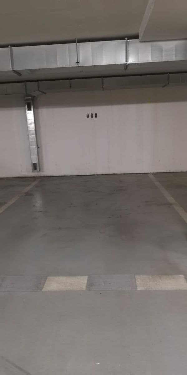 Predaj bytu 1-izbový 40 m², Nejedlého, Dúbravka, Bratislavský kraj Predaj bytu 1-izbový 40 m², Nejedlého, Dúbravka, Bratislavský kraj