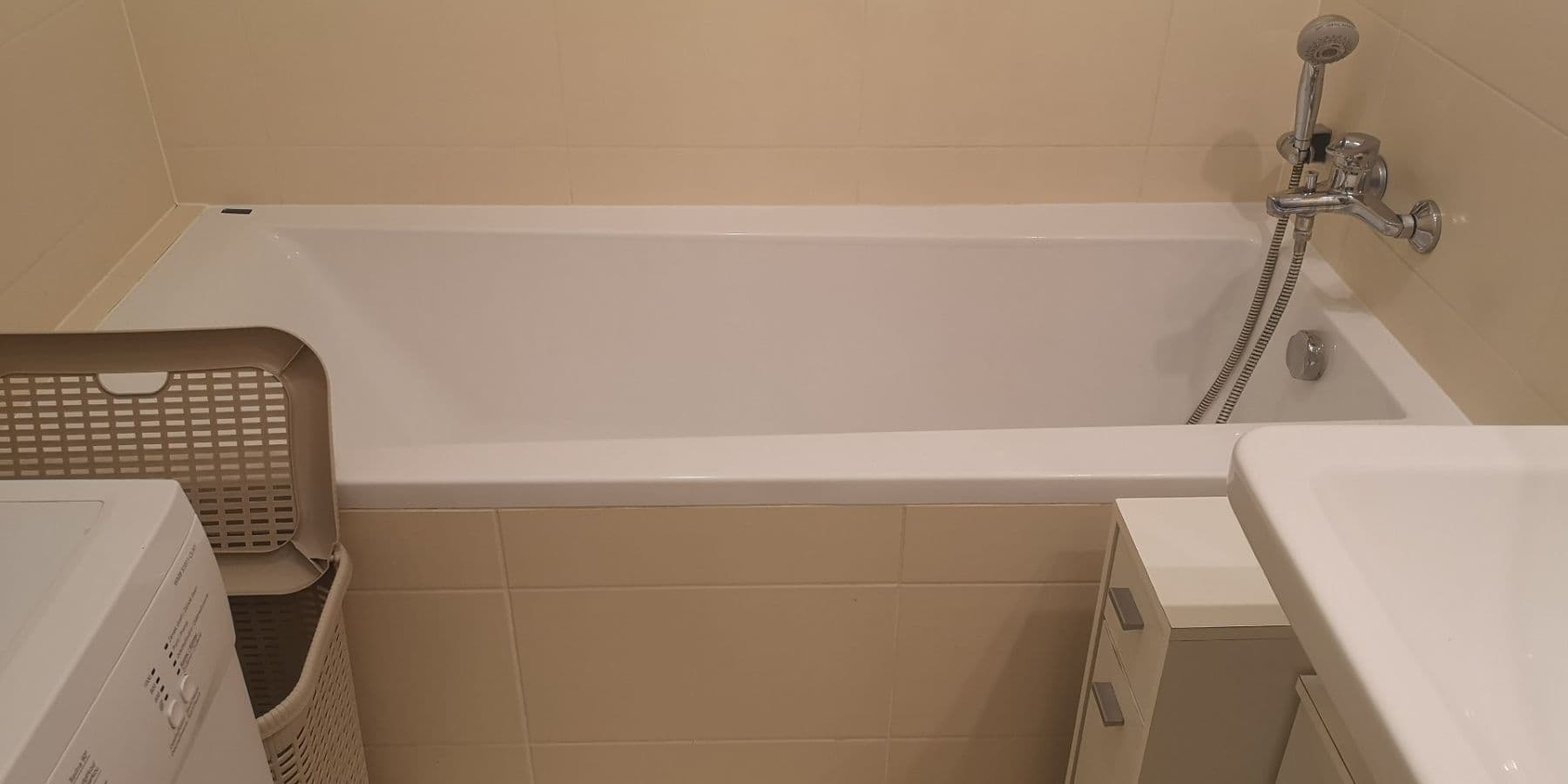 Predaj bytu 1-izbový 40 m², Nejedlého, Dúbravka, Bratislavský kraj Predaj bytu 1-izbový 40 m², Nejedlého, Dúbravka, Bratislavský kraj