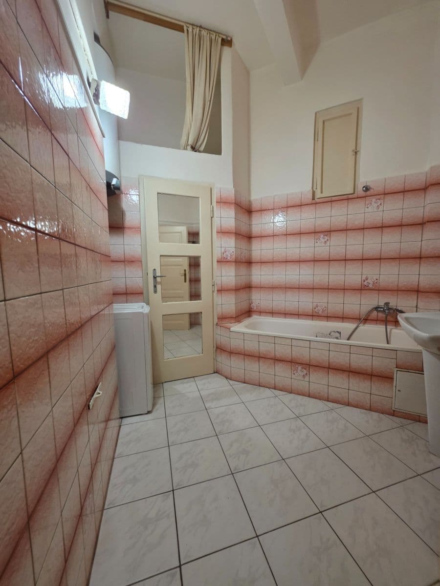 Predaj bytu 2-izbový 53 m², Puškinovo náměstí, Praha, Praha Predaj bytu 2-izbový 53 m², Puškinovo náměstí, Praha, Praha