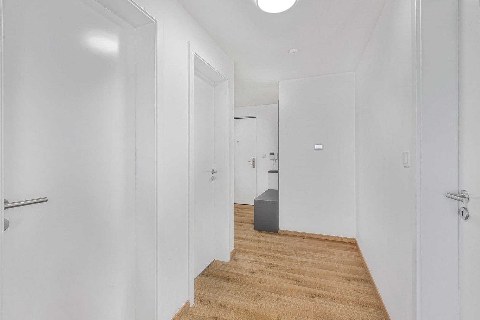 Prenájom bytu 2-izbový 55 m², Zlochova, Praha, Praha Prenájom bytu 2-izbový 55 m², Zlochova, Praha, Praha