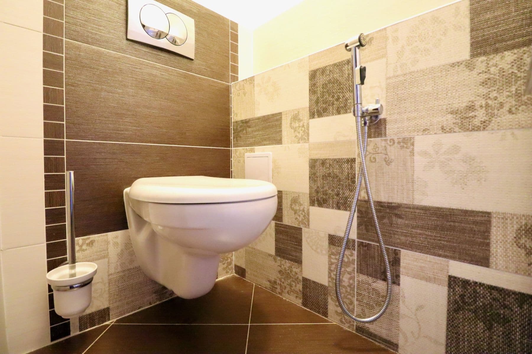 Prenájom bytu 3-izbový 69 m², Chlebovická, Praha, Praha Prenájom bytu 3-izbový 69 m², Chlebovická, Praha, Praha