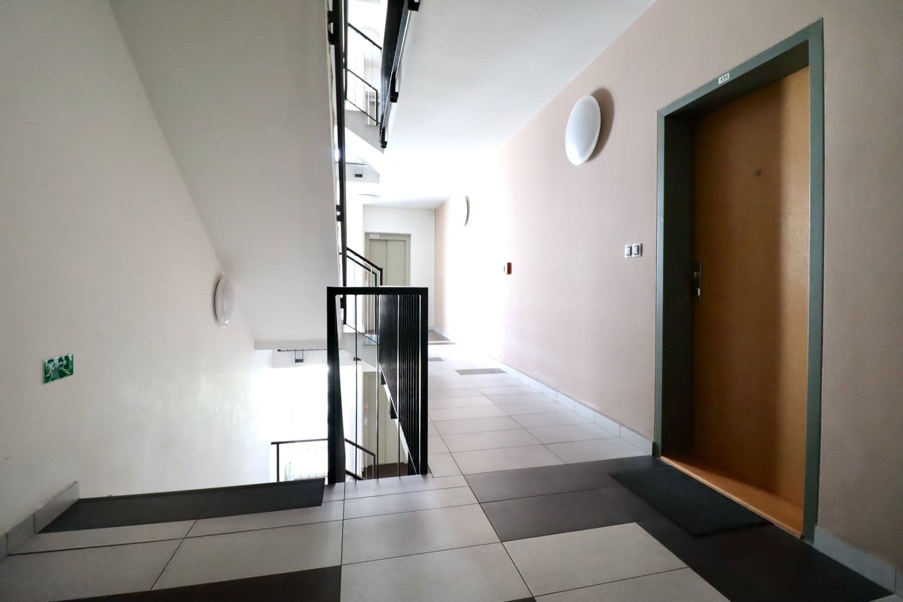 Prenájom bytu 3-izbový 69 m², Chlebovická, Praha, Praha Prenájom bytu 3-izbový 69 m², Chlebovická, Praha, Praha