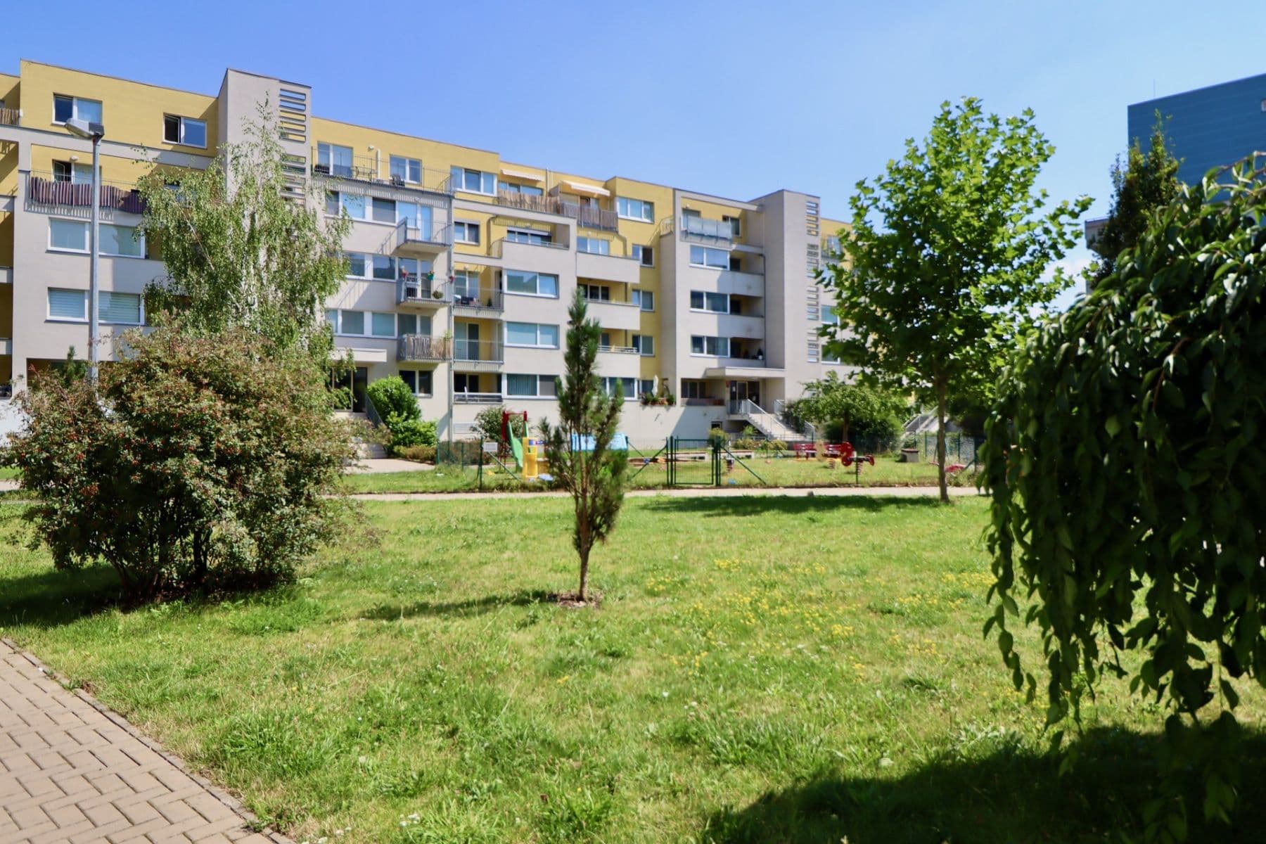 Prenájom bytu 3-izbový 69 m², Chlebovická, Praha, Praha Prenájom bytu 3-izbový 69 m², Chlebovická, Praha, Praha