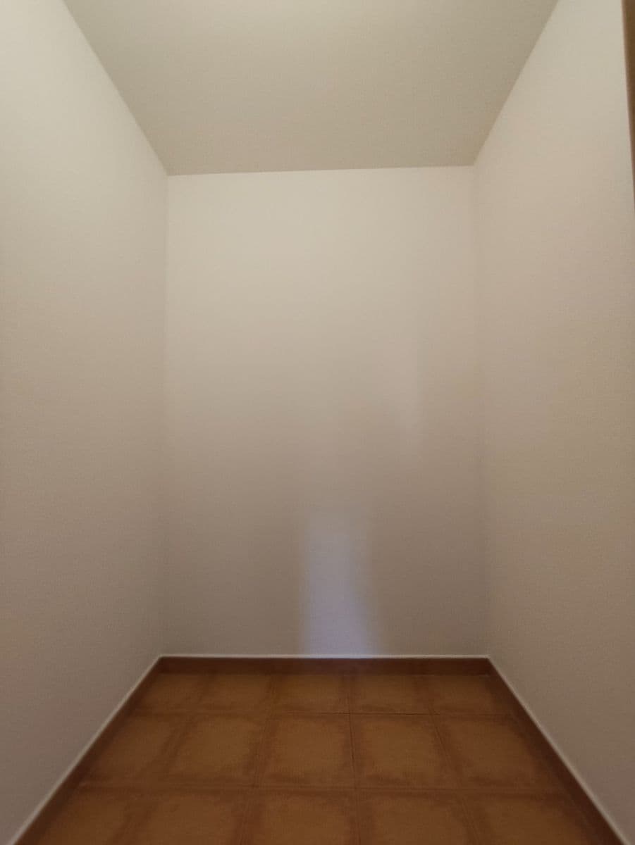 Predaj bytu 3-izbový 75 m², Havlíčkovo nám., Rudná, Středočeský kraj Predaj bytu 3-izbový 75 m², Havlíčkovo nám., Rudná, Středočeský kraj