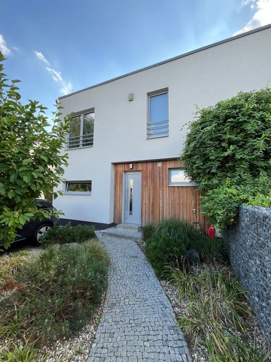 Predaj domu 117 m², pozemok 410 m², Červená Skála, Husinec, Středočeský kraj Predaj domu 117 m², pozemok 410 m², Červená Skála, Husinec, Středočeský kraj