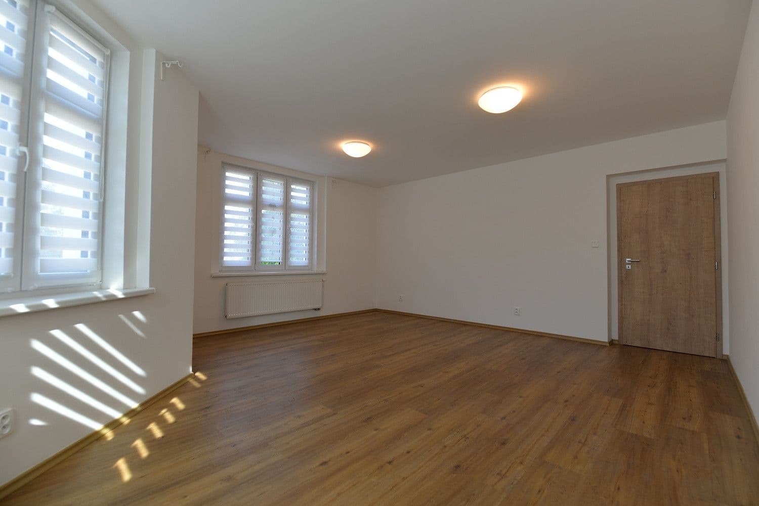 Prenájom bytu 3-izbový 94 m², Lounská, Teplice, Ústecký kraj Prenájom bytu 3-izbový 94 m², Lounská, Teplice, Ústecký kraj