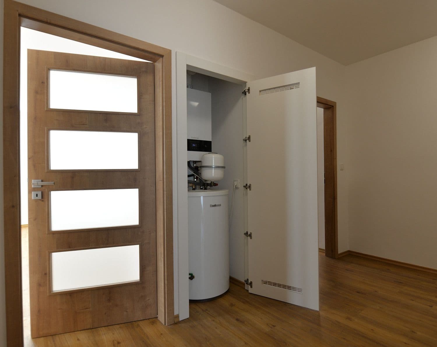 Prenájom bytu 3-izbový 94 m², Lounská, Teplice, Ústecký kraj Prenájom bytu 3-izbový 94 m², Lounská, Teplice, Ústecký kraj