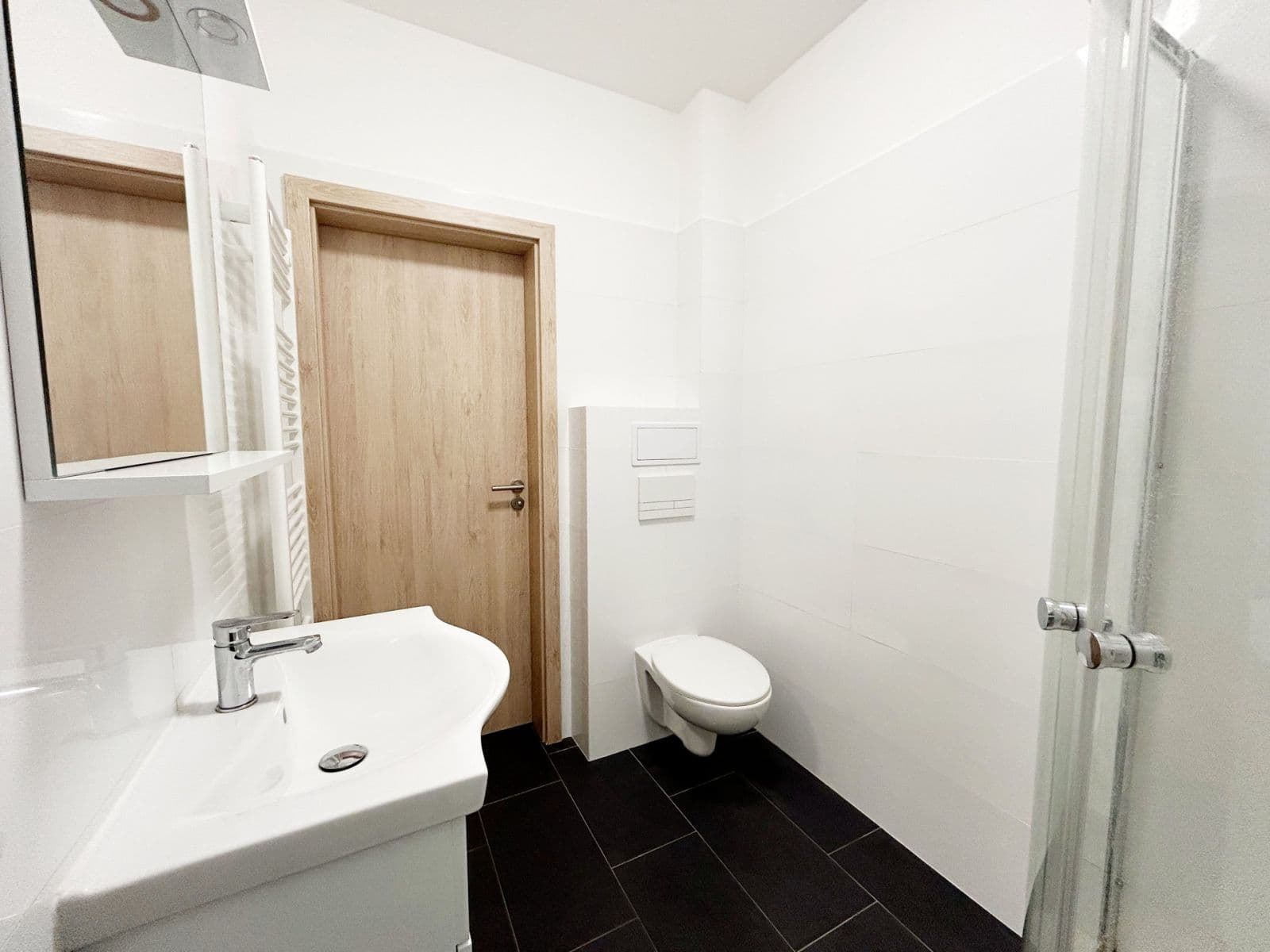 Prenájom bytu 2-izbový 56 m², Palackého, Velim, Středočeský kraj Prenájom bytu 2-izbový 56 m², Palackého, Velim, Středočeský kraj