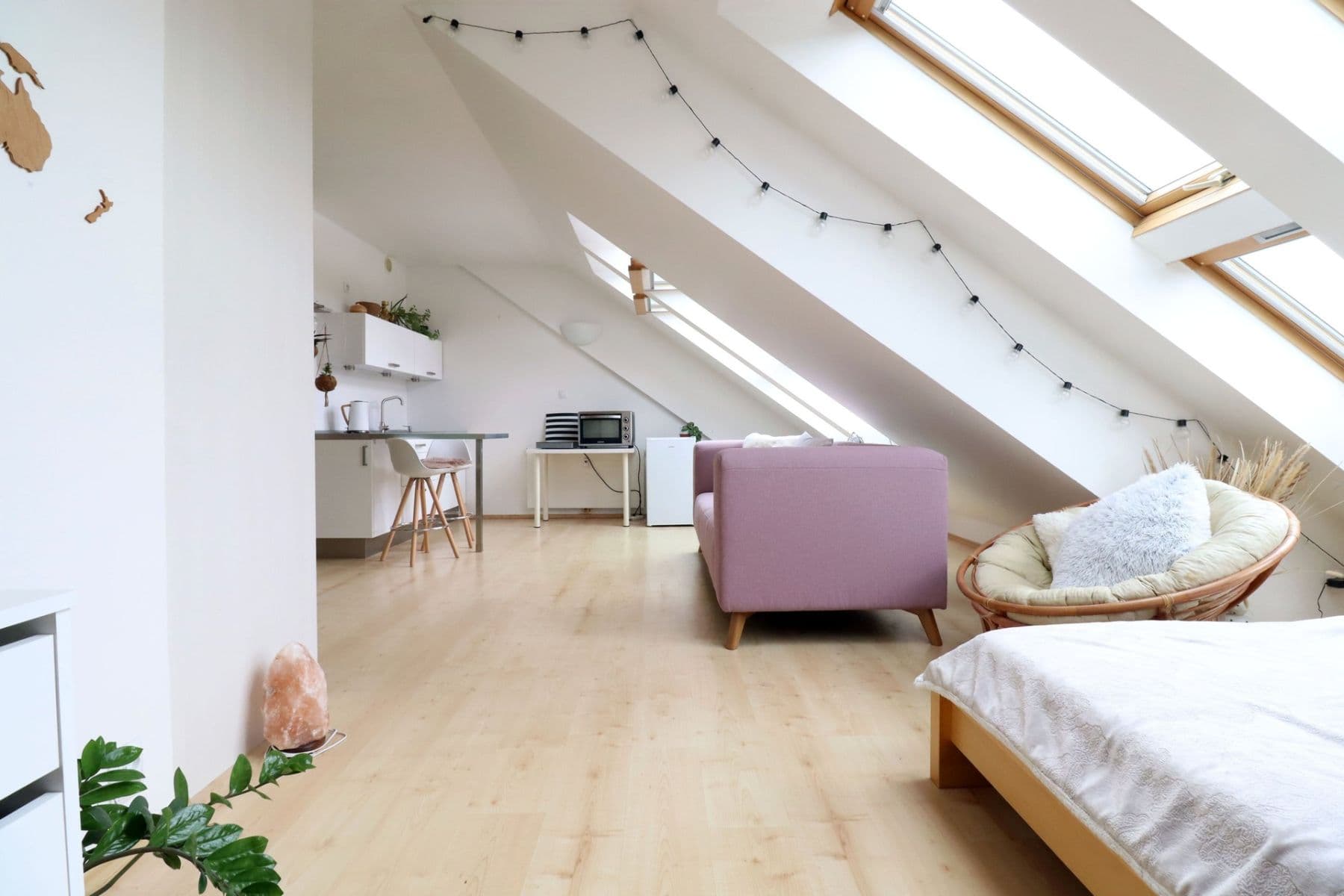 Prenájom bytu 1-izbový 45 m², Střížkovská, Praha, Praha Prenájom bytu 1-izbový 45 m², Střížkovská, Praha, Praha