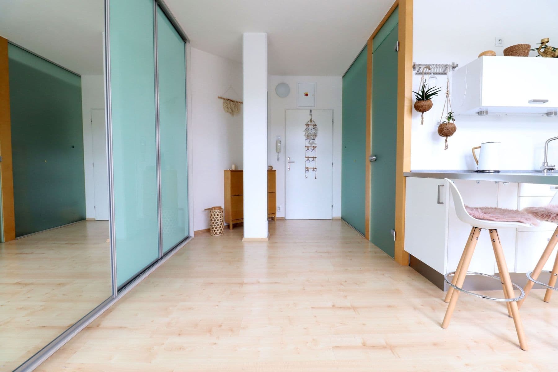 Prenájom bytu 1-izbový 45 m², Střížkovská, Praha, Praha Prenájom bytu 1-izbový 45 m², Střížkovská, Praha, Praha