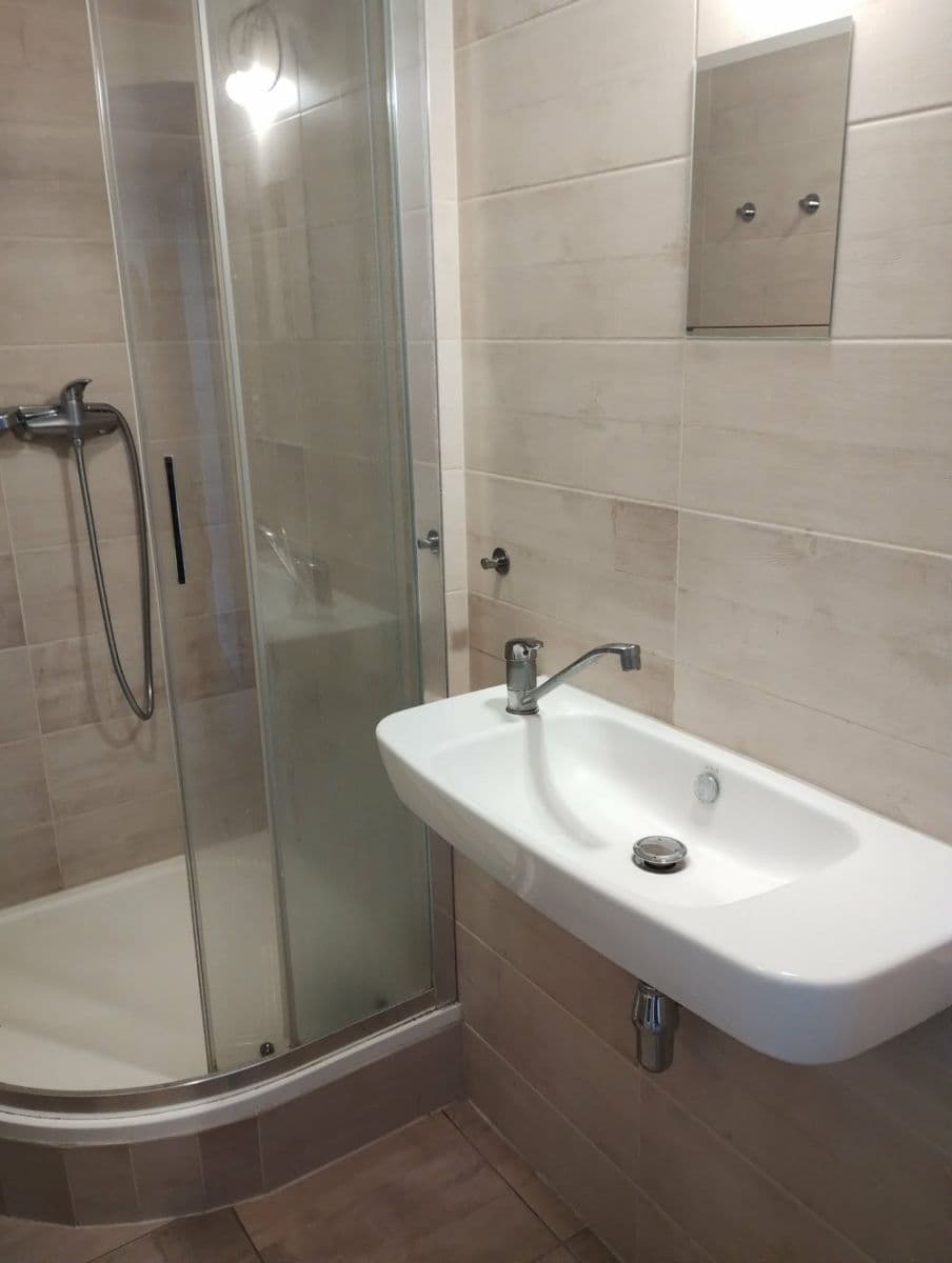 Prenájom bytu 1-izbový 34 m², Jasanová, Brno, Jihomoravský kraj Prenájom bytu 1-izbový 34 m², Jasanová, Brno, Jihomoravský kraj