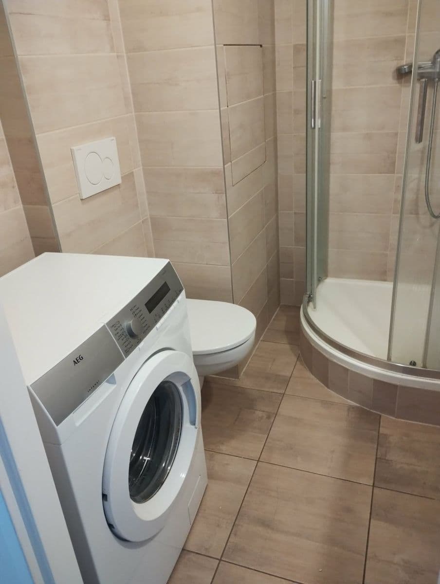 Prenájom bytu 1-izbový 34 m², Jasanová, Brno, Jihomoravský kraj Prenájom bytu 1-izbový 34 m², Jasanová, Brno, Jihomoravský kraj