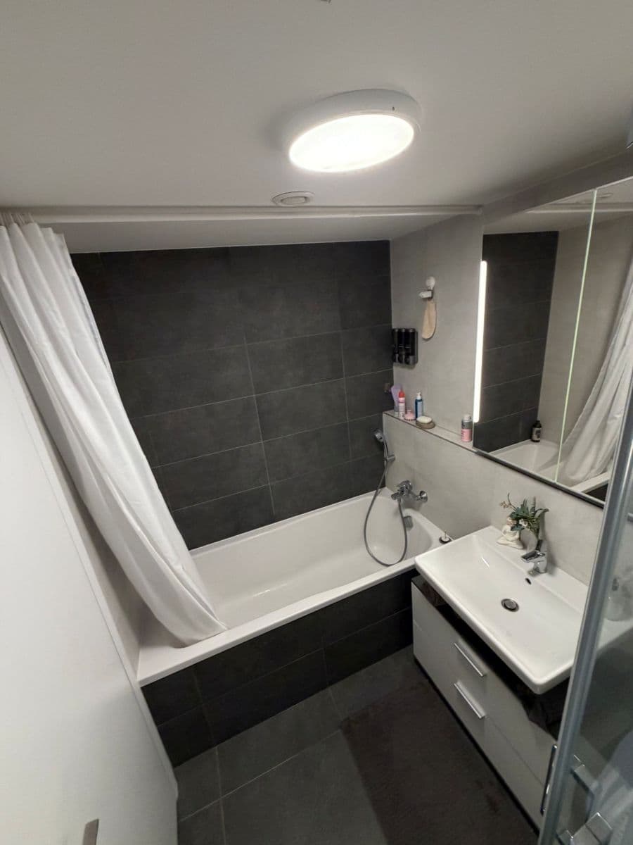 Prenájom bytu 2-izbový 64 m², Albrightové, Praha, Praha Prenájom bytu 2-izbový 64 m², Albrightové, Praha, Praha