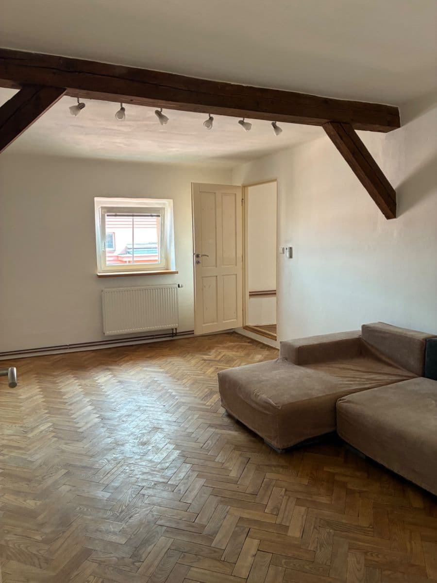 Prenájom bytu 3-izbový 63 m², Přístavní, Praha, Praha Prenájom bytu 3-izbový 63 m², Přístavní, Praha, Praha