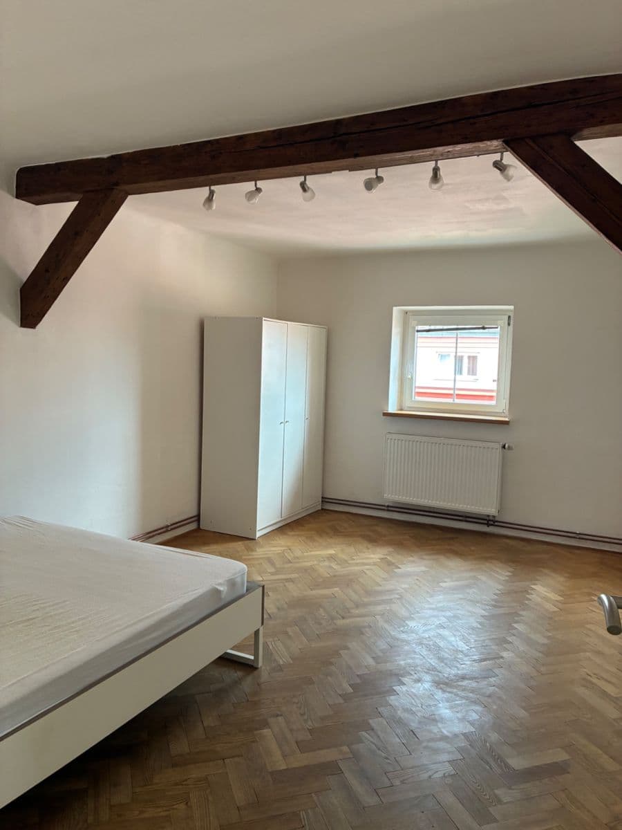 Prenájom bytu 3-izbový 63 m², Přístavní, Praha, Praha Prenájom bytu 3-izbový 63 m², Přístavní, Praha, Praha
