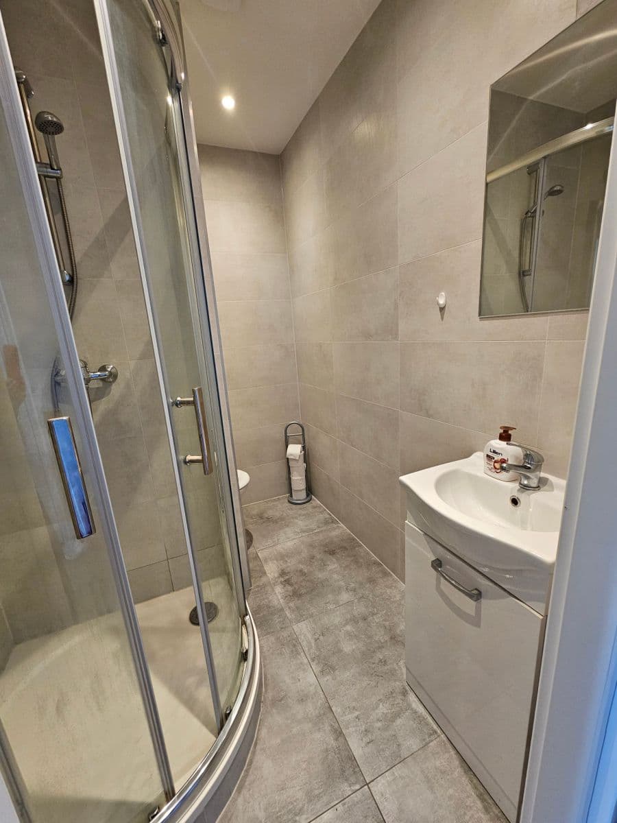 Prenájom bytu 1-izbový 35 m², Dubová, Brno, Jihomoravský kraj Prenájom bytu 1-izbový 35 m², Dubová, Brno, Jihomoravský kraj