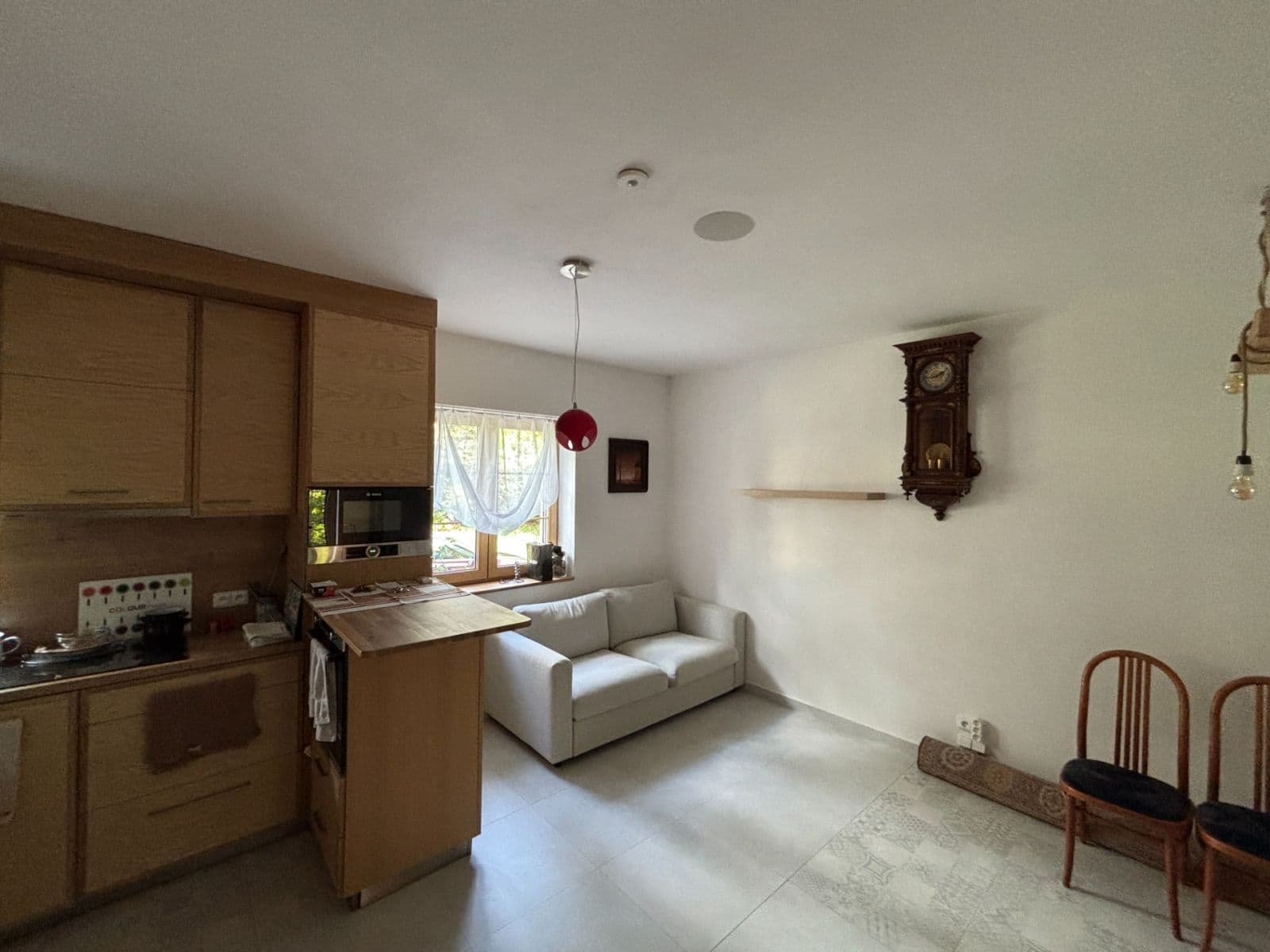 Prenájom bytu 2-izbový 50 m², Krhanice, Středočeský kraj Prenájom bytu 2-izbový 50 m², Krhanice, Středočeský kraj
