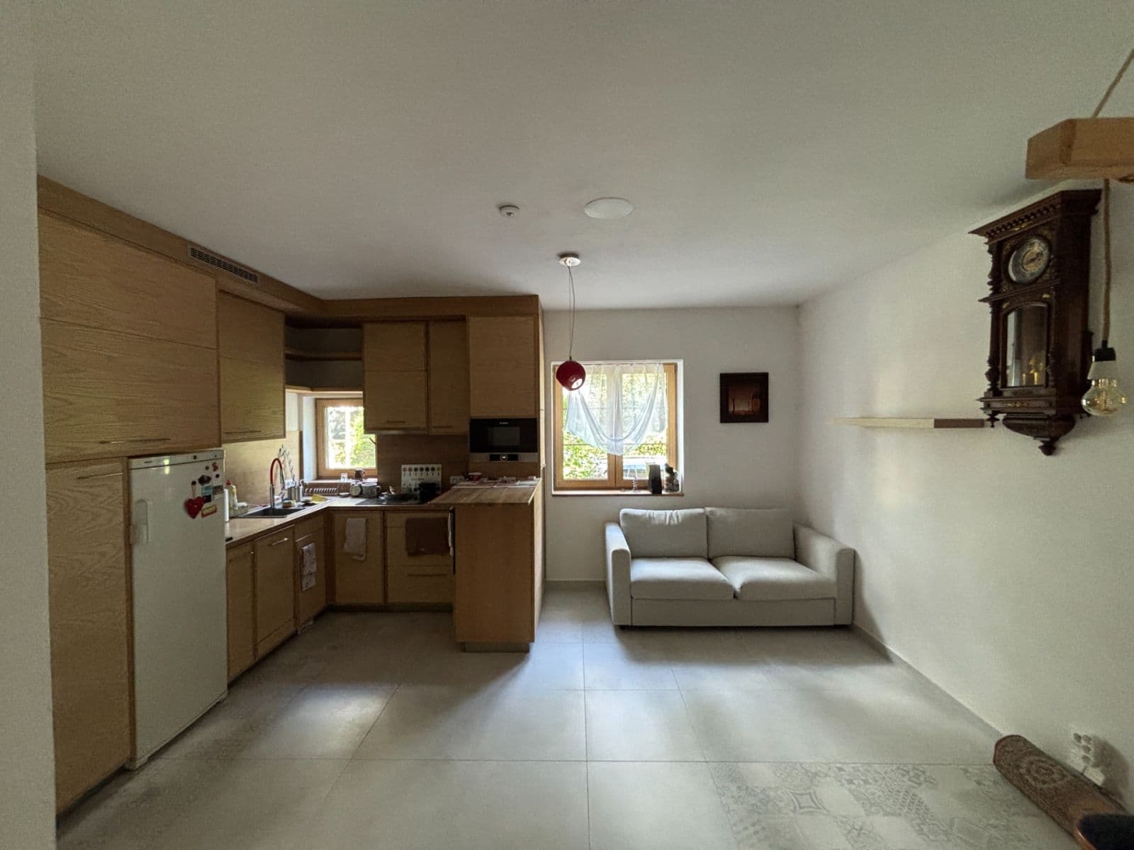 Prenájom bytu 2-izbový 50 m², Krhanice, Středočeský kraj Prenájom bytu 2-izbový 50 m², Krhanice, Středočeský kraj