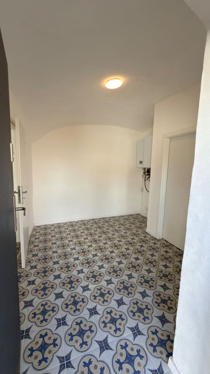 Prenájom bytu 2-izbový 45 m², Zdislavy z Lemberka, Jablonné v Podještědí, Liberecký kraj Prenájom bytu 2-izbový 45 m², Zdislavy z Lemberka, Jablonné v Podještědí, Liberecký kraj