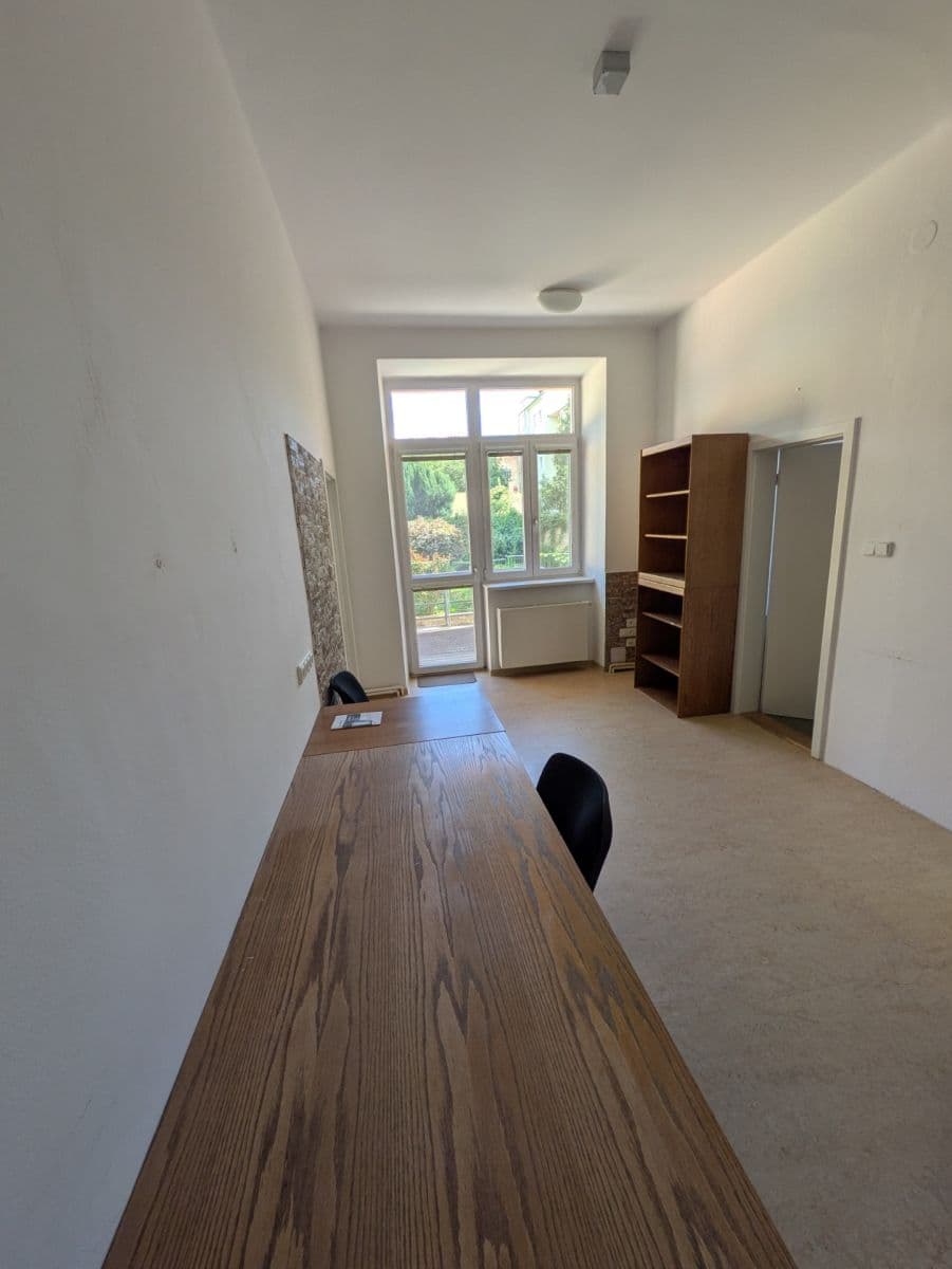 Prenájom bytu 3-izbový 104 m², Arne Nováka, Brno, Jihomoravský kraj Prenájom bytu 3-izbový 104 m², Arne Nováka, Brno, Jihomoravský kraj