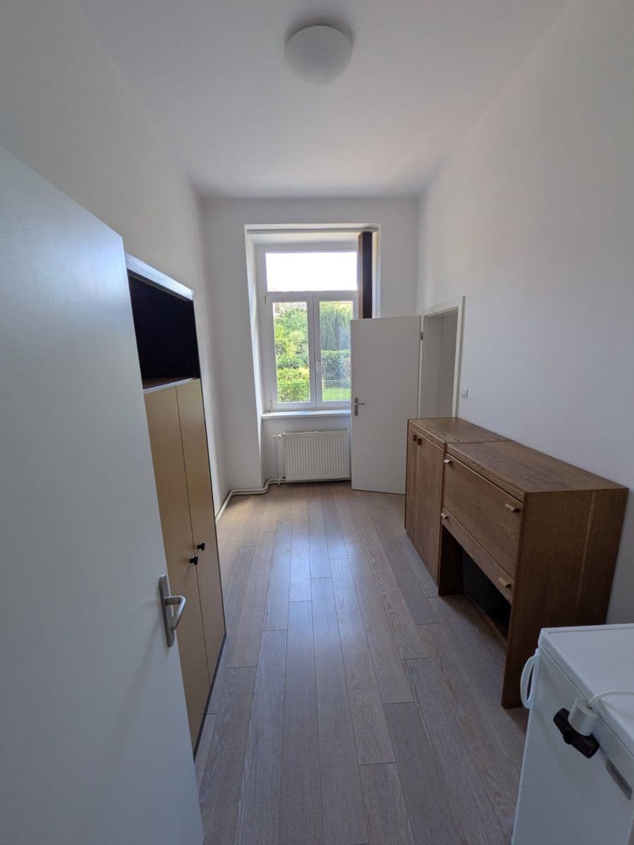 Prenájom bytu 3-izbový 104 m², Arne Nováka, Brno, Jihomoravský kraj Prenájom bytu 3-izbový 104 m², Arne Nováka, Brno, Jihomoravský kraj