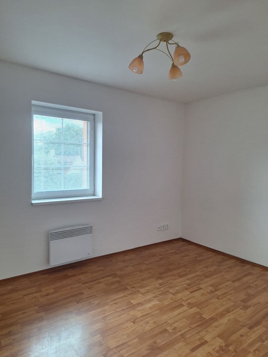 Prenájom bytu 2-izbový 46 m², Úhonická, Jeneč, Středočeský kraj Prenájom bytu 2-izbový 46 m², Úhonická, Jeneč, Středočeský kraj