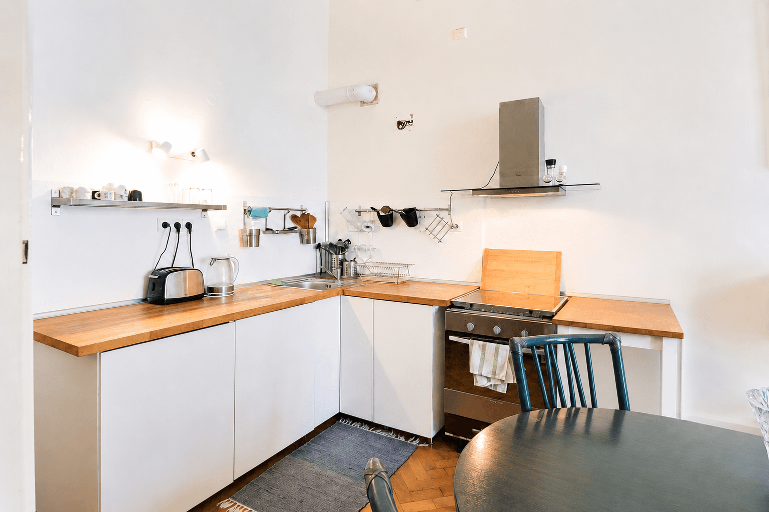 Prenájom bytu 3-izbový 120 m², Brno, Jihomoravský kraj Prenájom bytu 3-izbový 120 m², Brno, Jihomoravský kraj