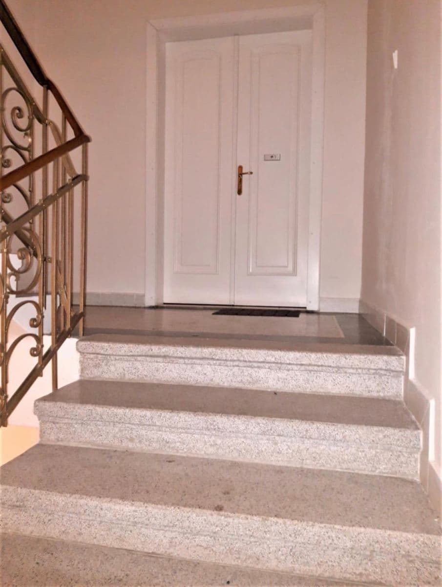 Prenájom kancelárie 135 m², Štěrboholská, Praha, Praha Prenájom kancelárie 135 m², Štěrboholská, Praha, Praha