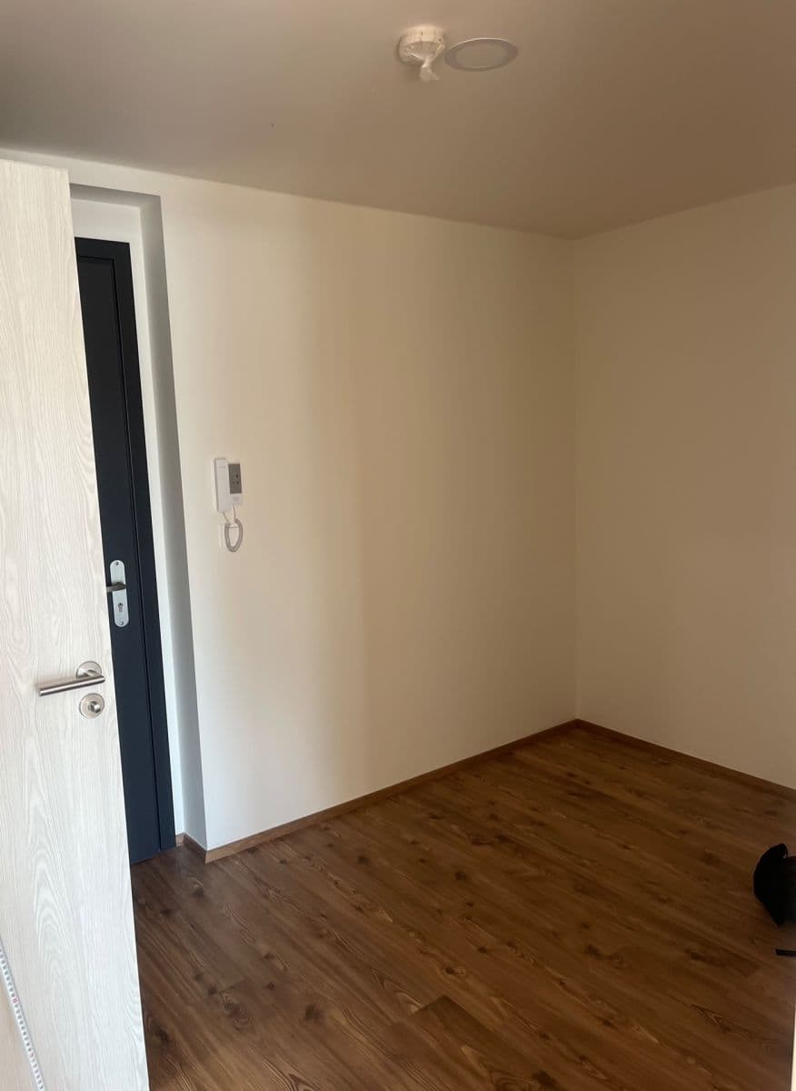Prenájom bytu 2-izbový 43 m², Pšeničná, Hořovice, Středočeský kraj Prenájom bytu 2-izbový 43 m², Pšeničná, Hořovice, Středočeský kraj