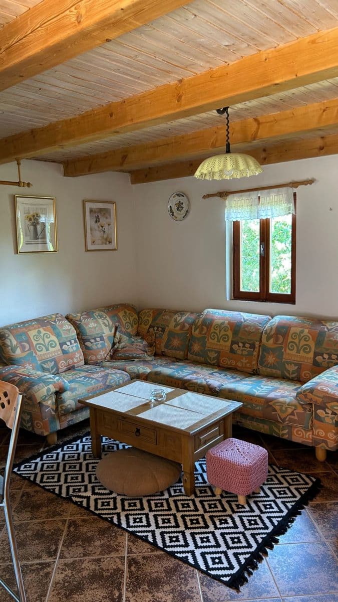 Predaj rekreačného objektu 68 m², pozemok 1.132 m², Velká Bukovina, Ústecký kraj Predaj rekreačného objektu 68 m², pozemok 1.132 m², Velká Bukovina, Ústecký kraj