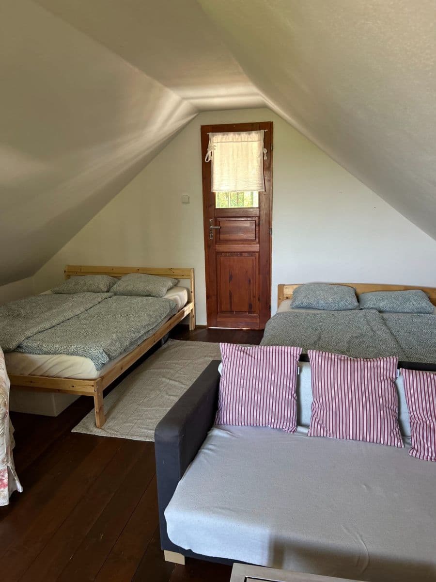 Predaj rekreačného objektu 68 m², pozemok 1.132 m², Velká Bukovina, Ústecký kraj Predaj rekreačného objektu 68 m², pozemok 1.132 m², Velká Bukovina, Ústecký kraj