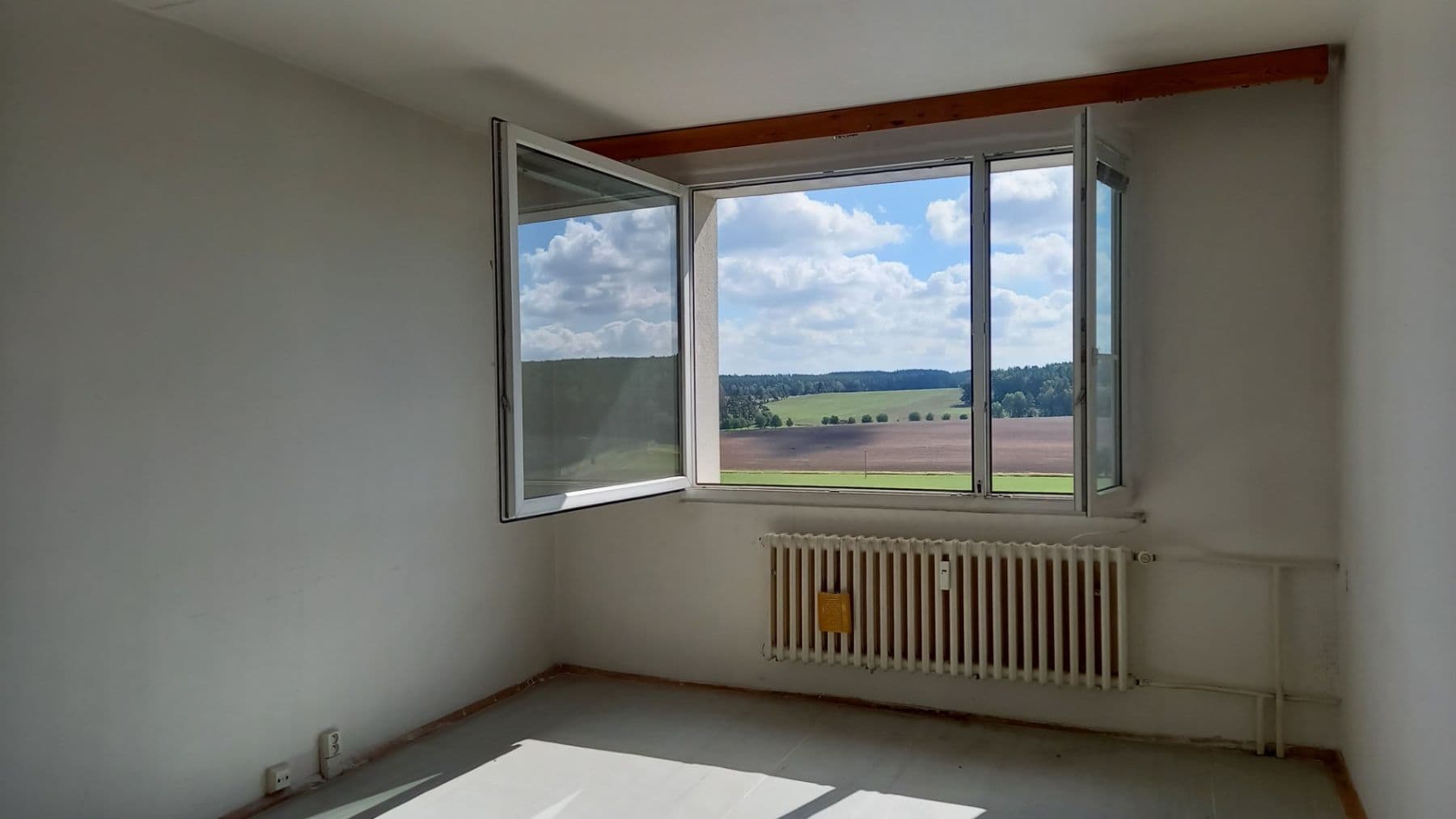 Predaj bytu 1-izbový 40 m², Na Komárově, Kaznějov, Plzeňský kraj Predaj bytu 1-izbový 40 m², Na Komárově, Kaznějov, Plzeňský kraj