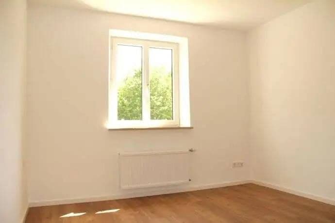 Prenájom bytu 2-izbový 59 m², Ingolstadt, Bavorsko Prenájom bytu 2-izbový 59 m², Ingolstadt, Bavorsko