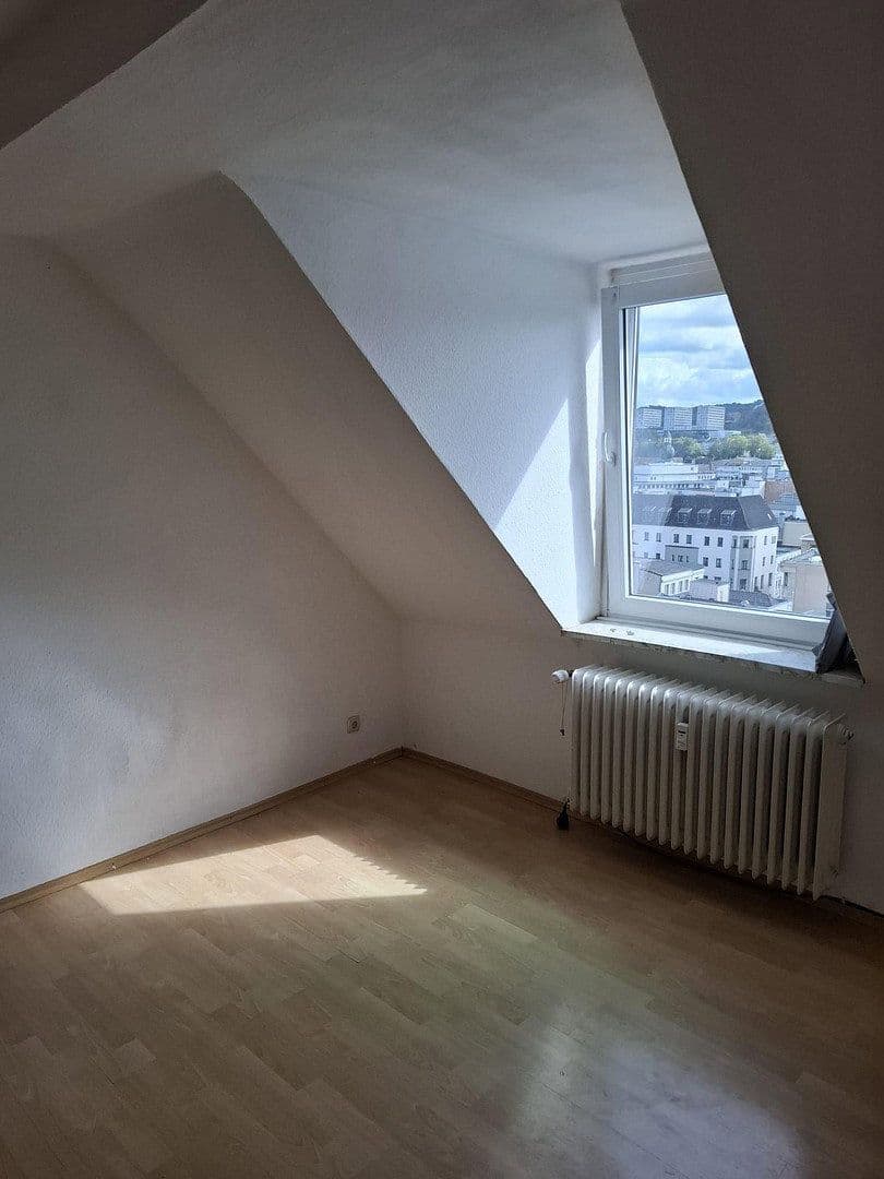 Prenájom bytu 2-izbový 47 m², Plateniusstr. 18, Wuppertal, Severné Porýnie - Westfálsko Prenájom bytu 2-izbový 47 m², Plateniusstr. 18, Wuppertal, Severné Porýnie - Westfálsko
