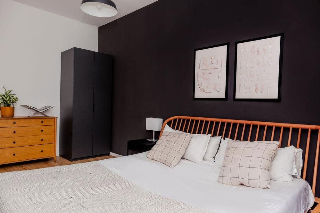 Predaj bytu 3-izbový 64 m², Kaiser friedrich str. 72, Berlin, Berlín Predaj bytu 3-izbový 64 m², Kaiser friedrich str. 72, Berlin, Berlín
