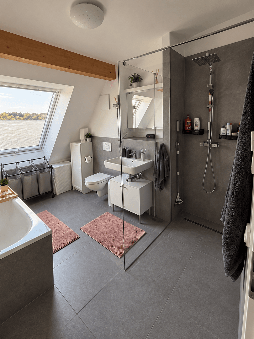 Prenájom bytu 3-izbový 106 m², Heidegraben 4c, Troisdorf, Severné Porýnie - Westfálsko Prenájom bytu 3-izbový 106 m², Heidegraben 4c, Troisdorf, Severné Porýnie - Westfálsko